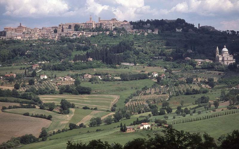 Italy 99 Montepulciano.jpg